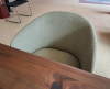 Artisan Mela Europese walnoot met Kvadrat Clay stoel - 6