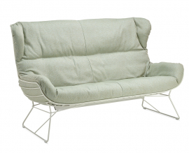 Freifrau Leyasol Buiten Wingback Bank 2-zits van Freifrau