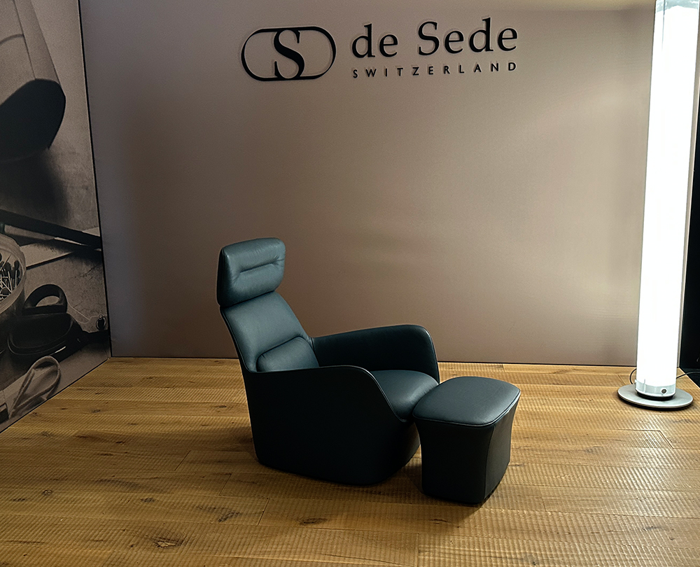 de Sede DS-110 fauteuil met hocker - 1