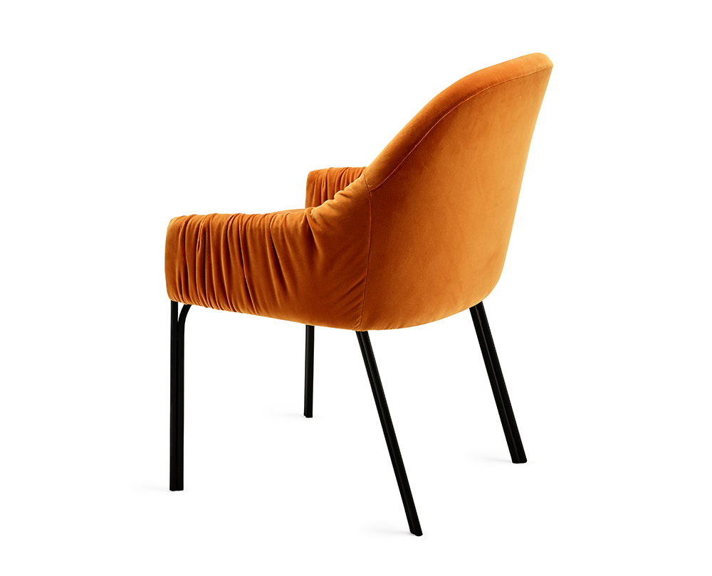 Freifrau Celine Armleunstoel laag 1.3 - 2
