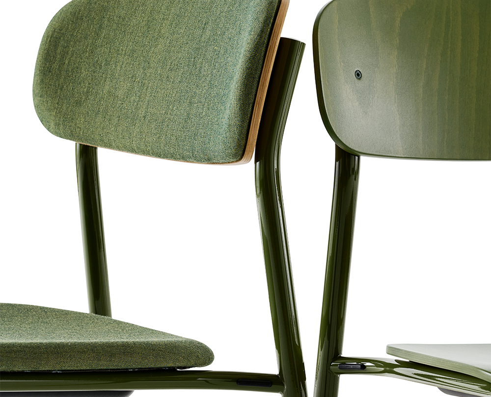 Thonet S 243 stoel met gevormde zitting - 15