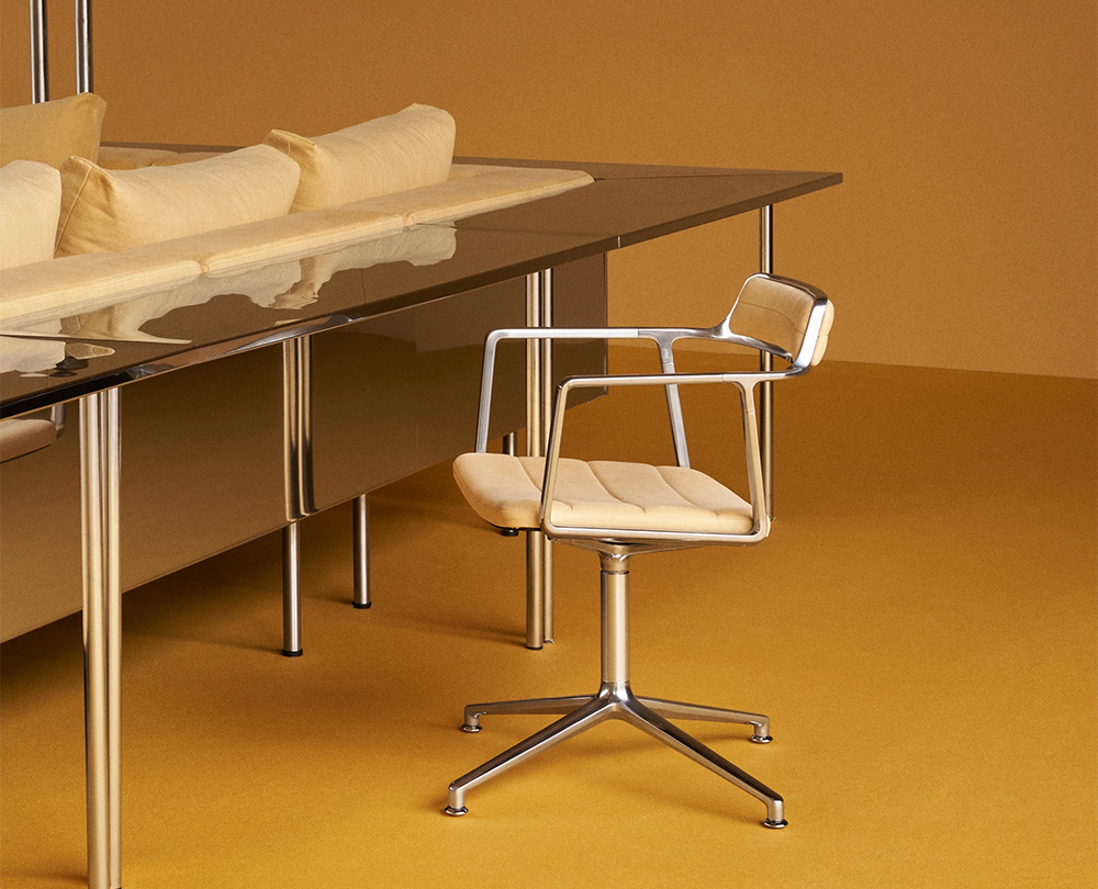 Vipp 452 Swivel Chair Mesura Edition Yellow - 4