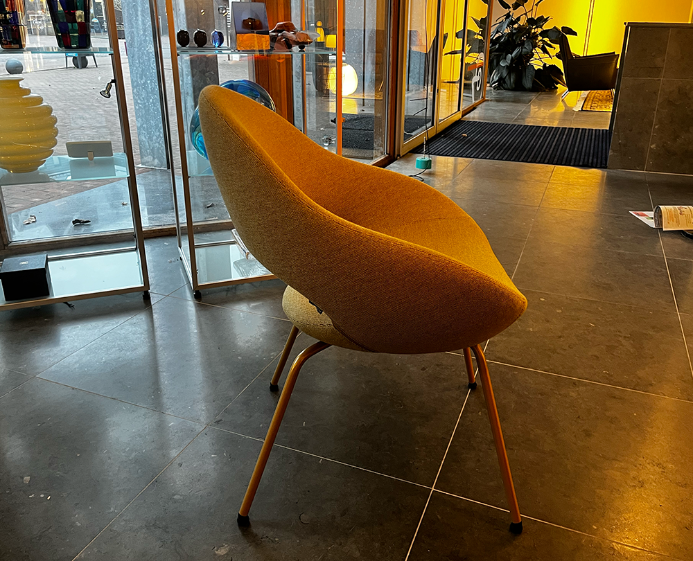 Artifort Shark Main Line Flax (AA) MLF07 Kensington - 2