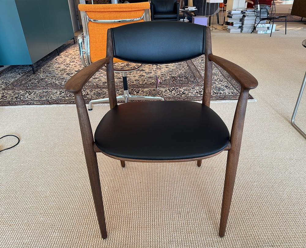 Artisan Nila Europese Walnoot met Zenith 9024 stoel - 2
