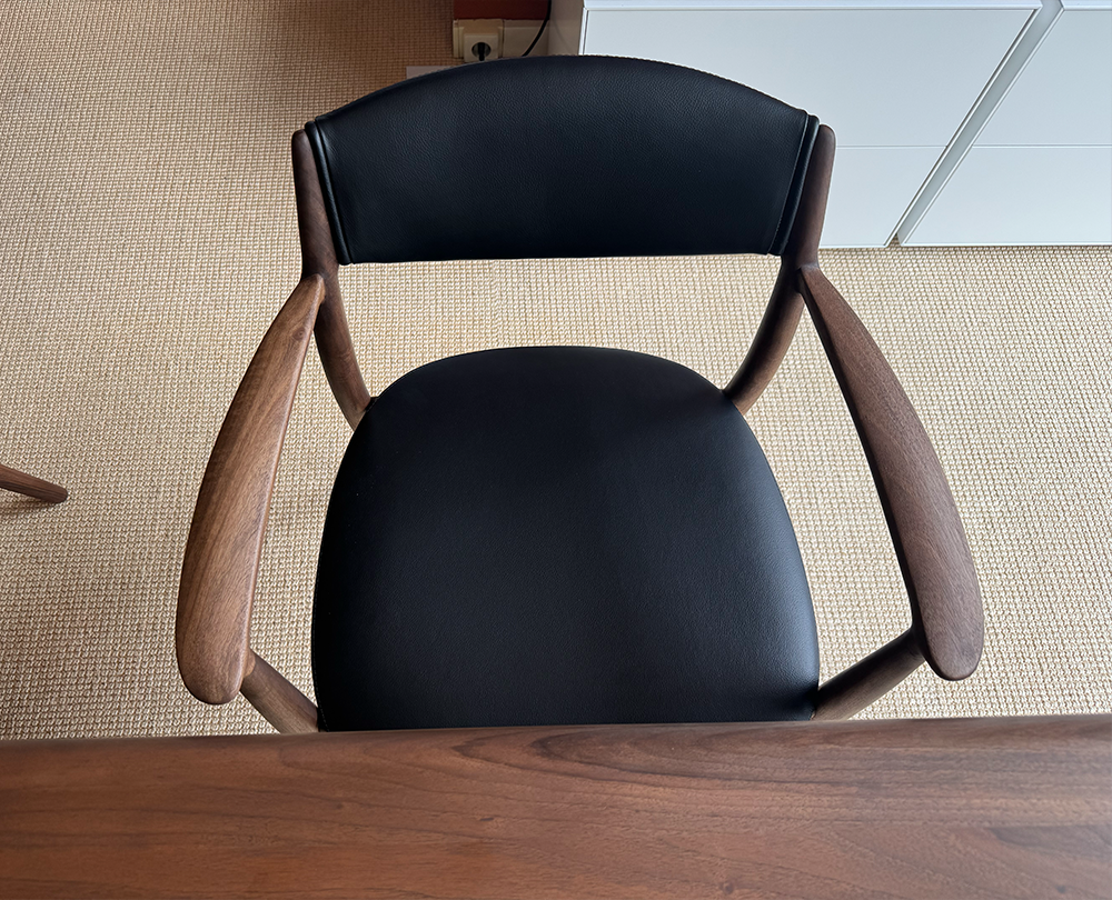 Artisan Nila Europese Walnoot met Zenith 9024 stoel - 7