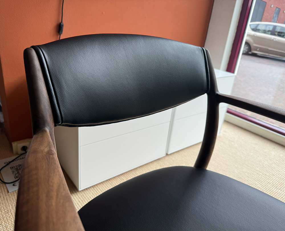 Artisan Nila Europese Walnoot met Zenith 9024 stoel - 4