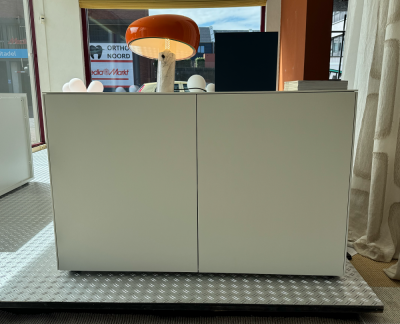 Form1 kast met deuren laag wit 120 cm