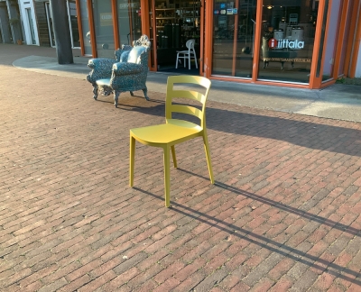 Green Town chair P104 ocher