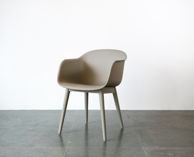 Muuto Fiber Wood stoel (Grijs)