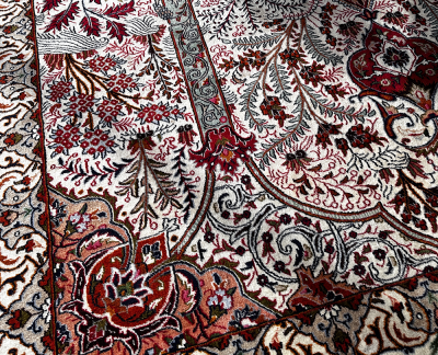 Handgeknoopt tapijt Kachmar Iran