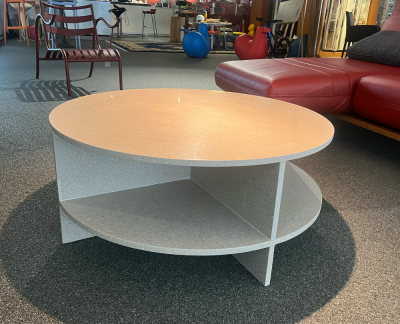 Muuto Halves salontafel light toupe terrazzo